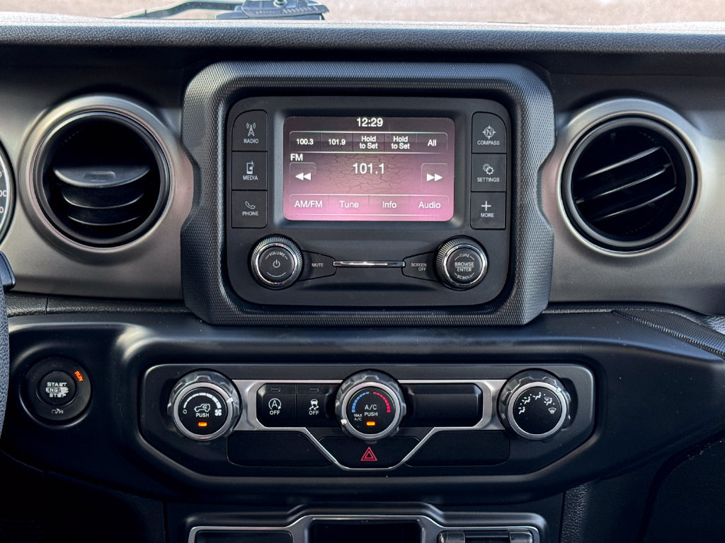 Used 2019 Jeep Wrangler Unlimited Sport AWD/4WD image 25