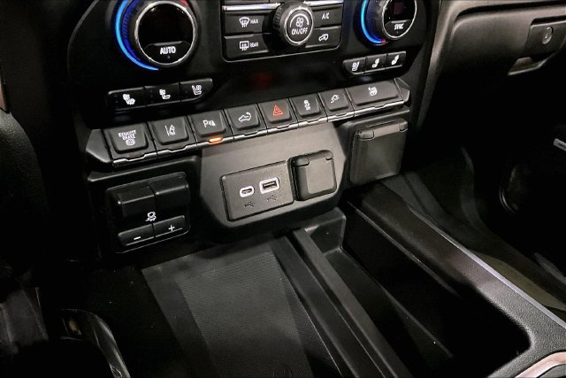 Used 2020 Chevrolet Silverado 2500 High Country w/ Technology Package AWD/4WD image 28