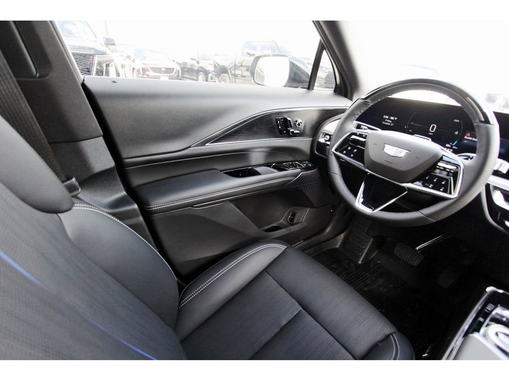 New 2026 Cadillac Lyriq Sport image 8