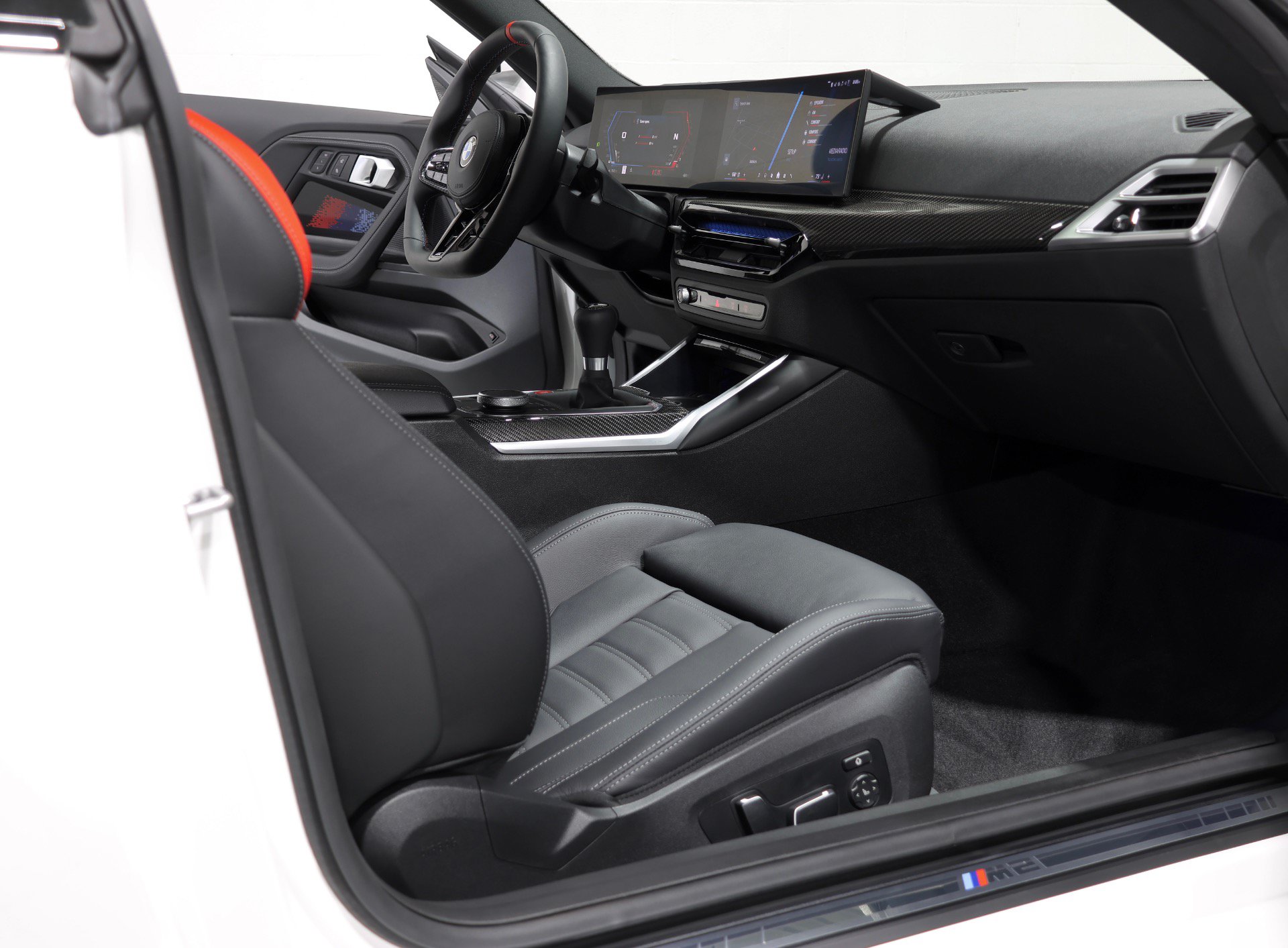 Used 2026 BMW M2 w/ Lighting Package RWD image 85