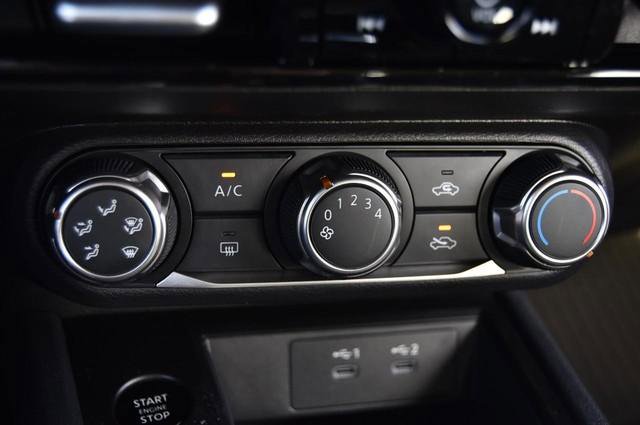 New 2026 Nissan Kicks S image 16