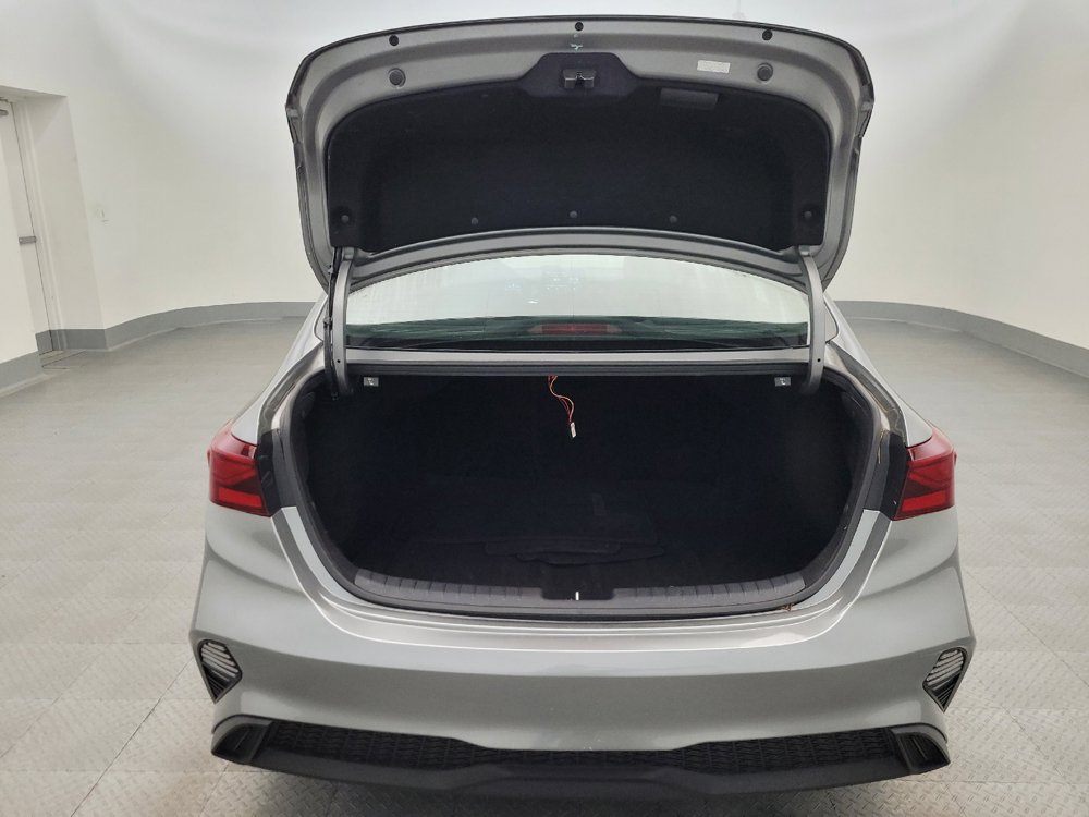 Used 2022 Kia Forte LXS FWD image 29