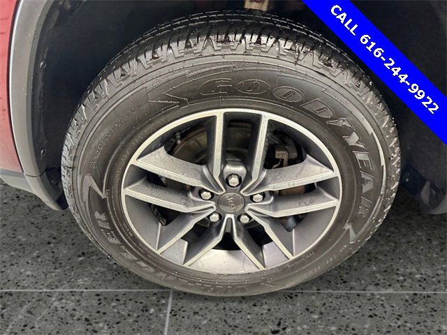 Used 2020 Jeep Grand Cherokee Limited image 24