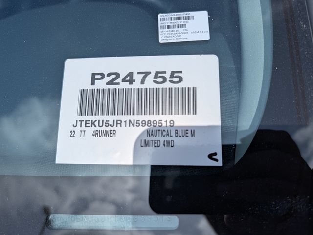Used 2022 Toyota 4Runner Limited AWD/4WD image 38
