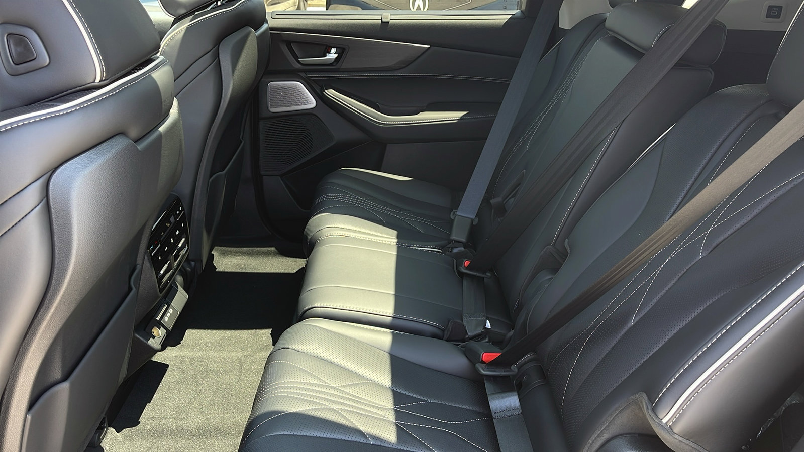 New 2026 Acura MDX SH-AWD w/ Advance Package image 11