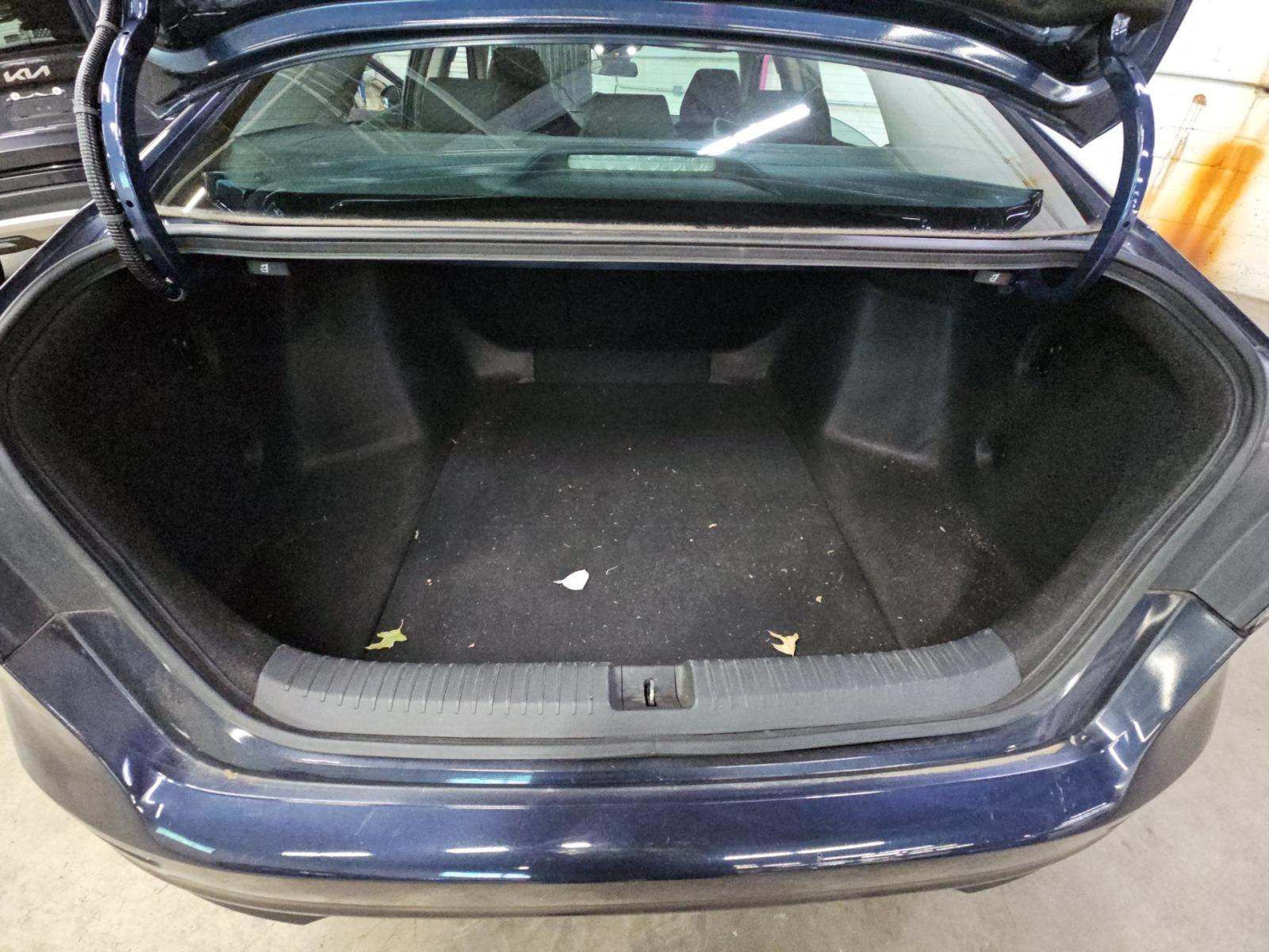 Used 2023 Honda Accord EX image 15