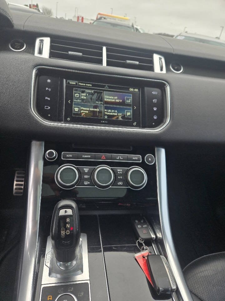 Used 2016 Land Rover Range Rover Sport Supercharged AWD/4WD image 26