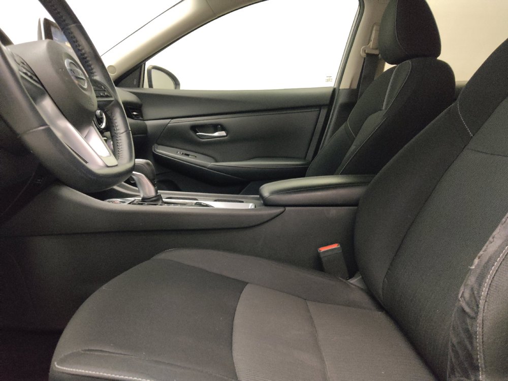 Used 2020 Nissan Sentra SV FWD image 17