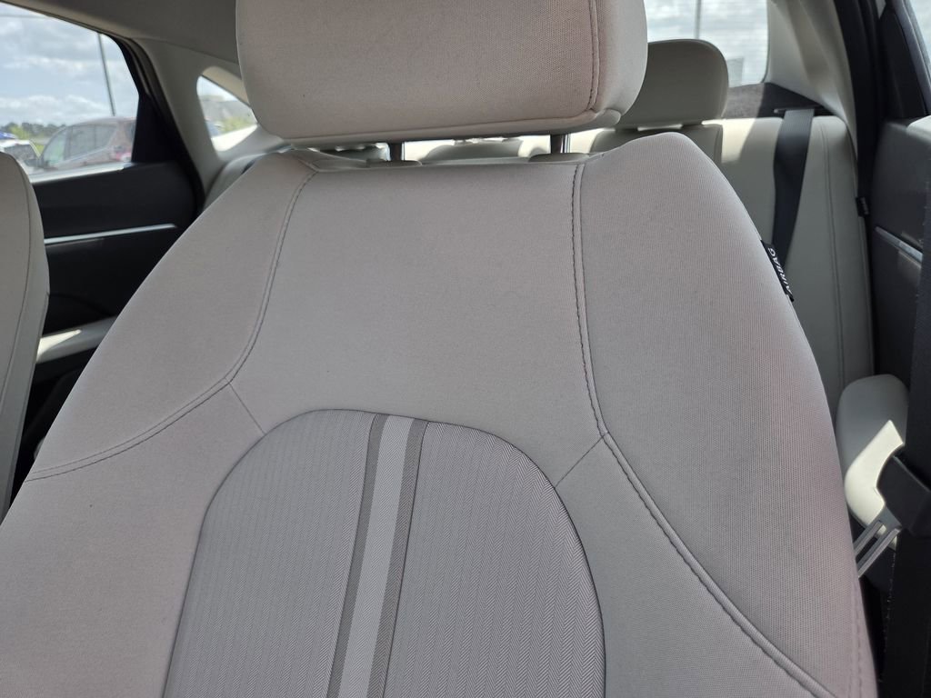 Used 2025 Hyundai Sonata SEL FWD image 16