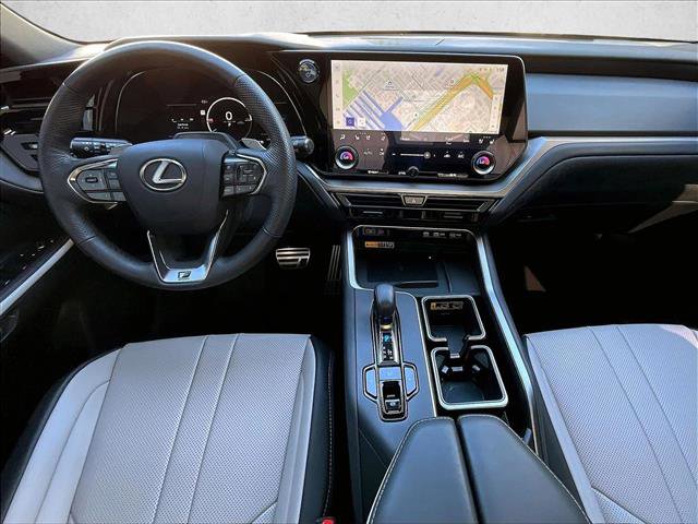 Used 2025 Lexus TX 500h AWD image 16