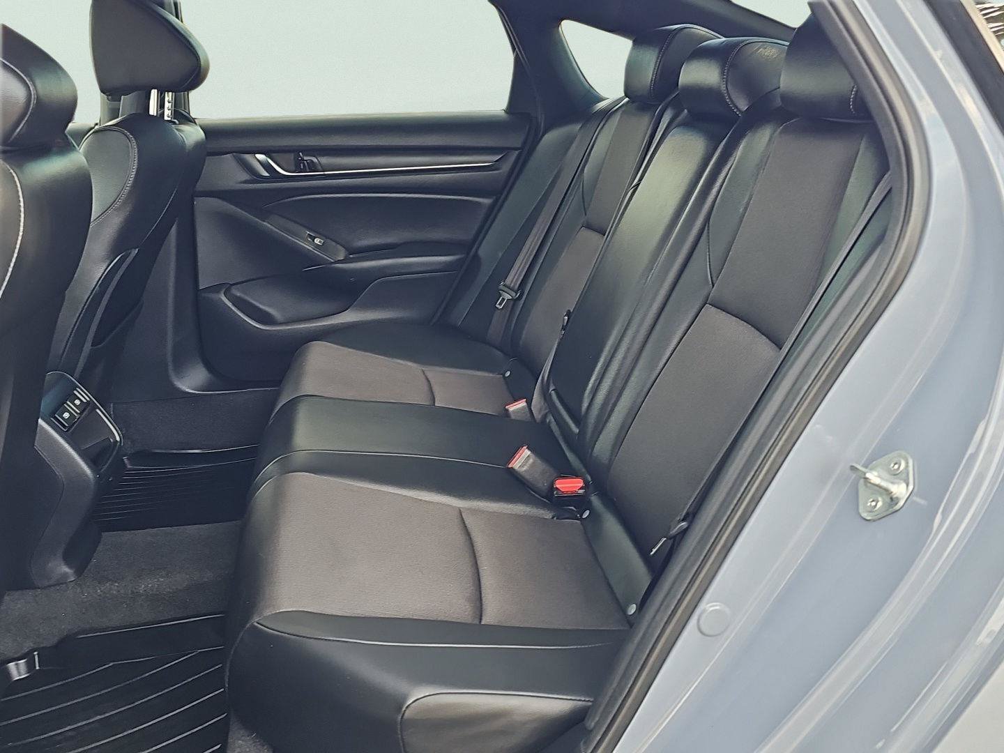 Used 2022 Honda Accord Sport image 26