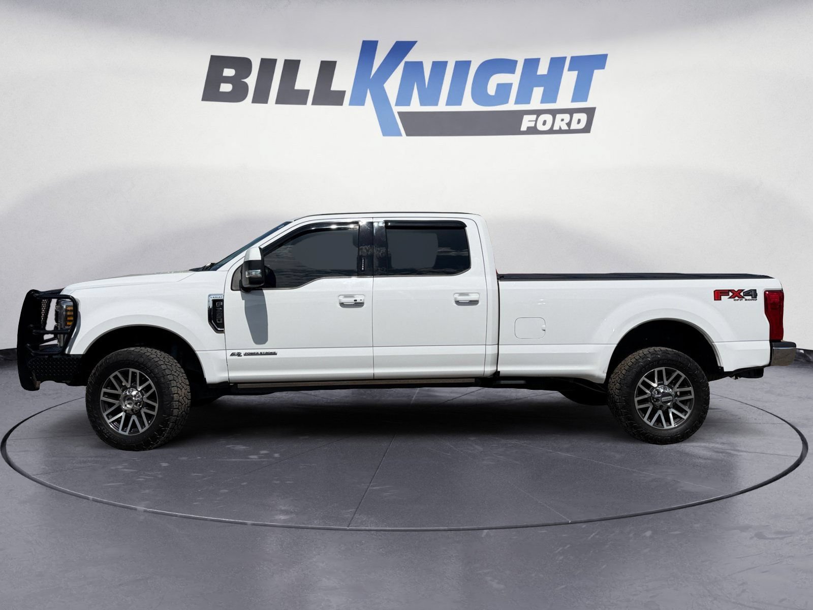 Used 2019 Ford F350 Lariat w/ Lariat Ultimate Package AWD/4WD image 2
