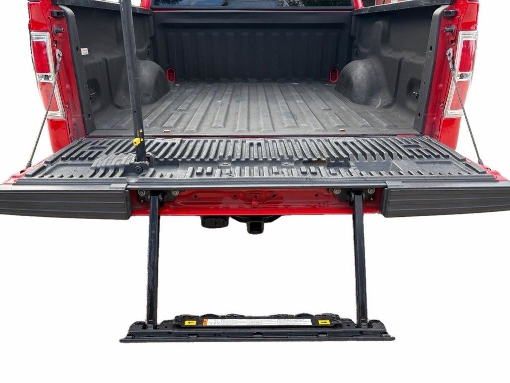 Used 2013 Ford F150 XLT w/ Luxury Equipment Group RWD image 11