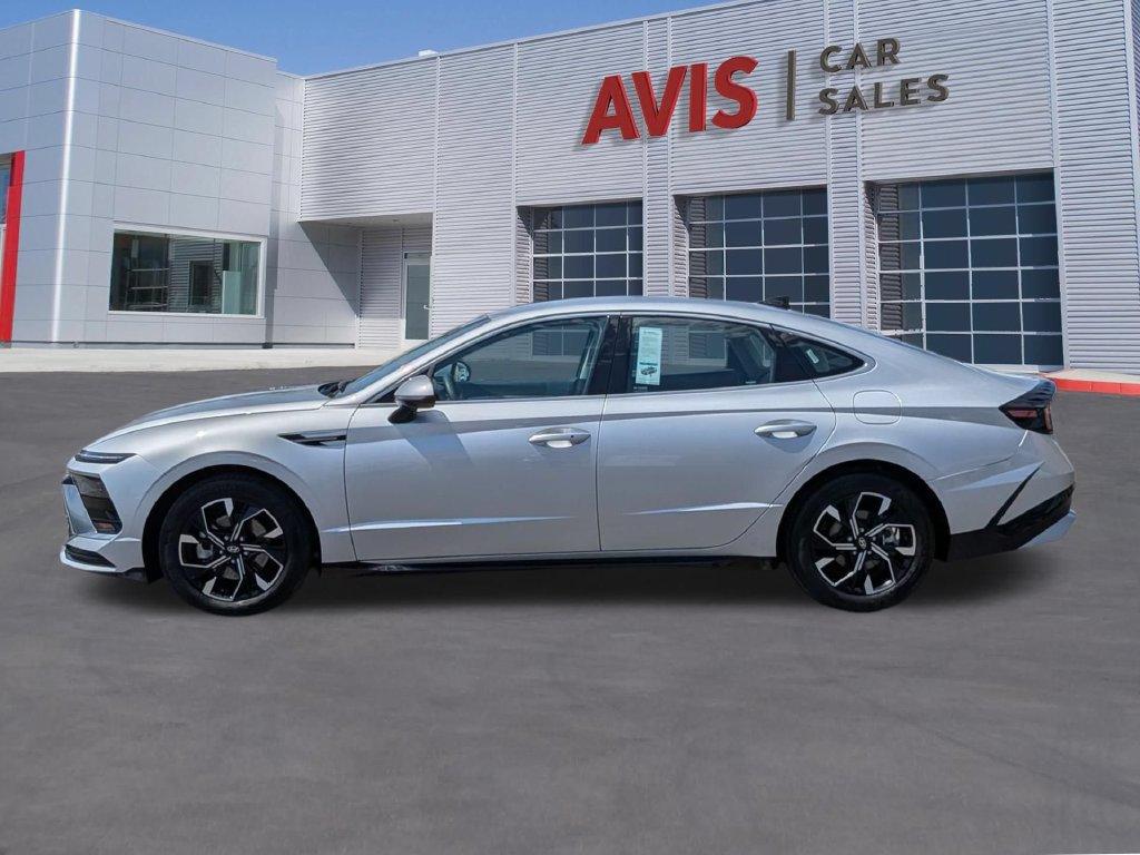 Used 2025 Hyundai Sonata SEL FWD image 10