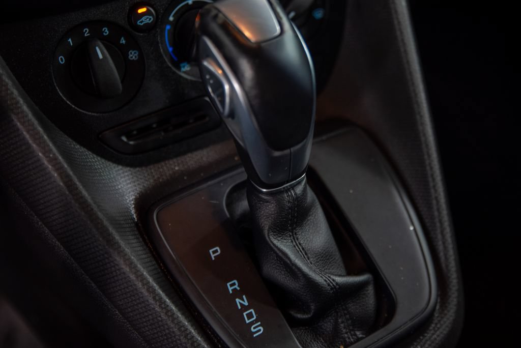 Used 2016 Ford Transit Connect XL FWD image 19