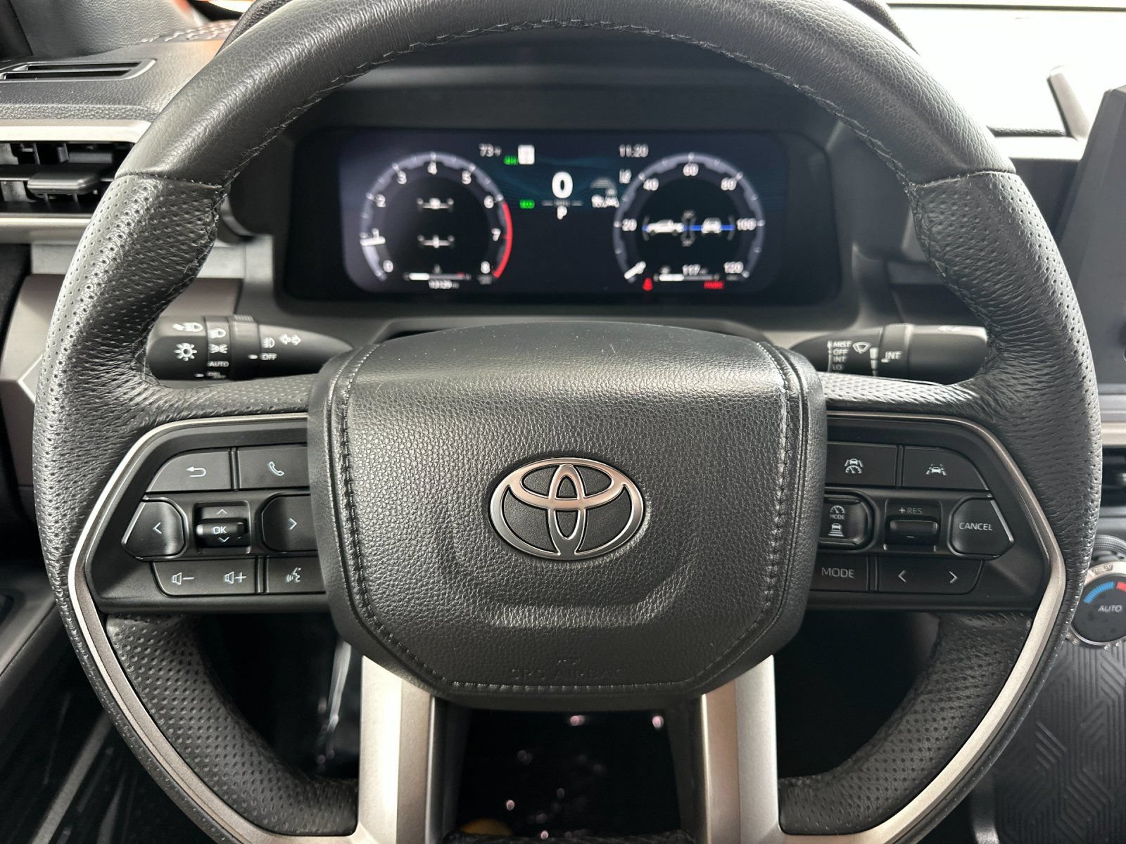 Used 2025 Toyota Tacoma TRD Off-Road AWD/4WD image 20