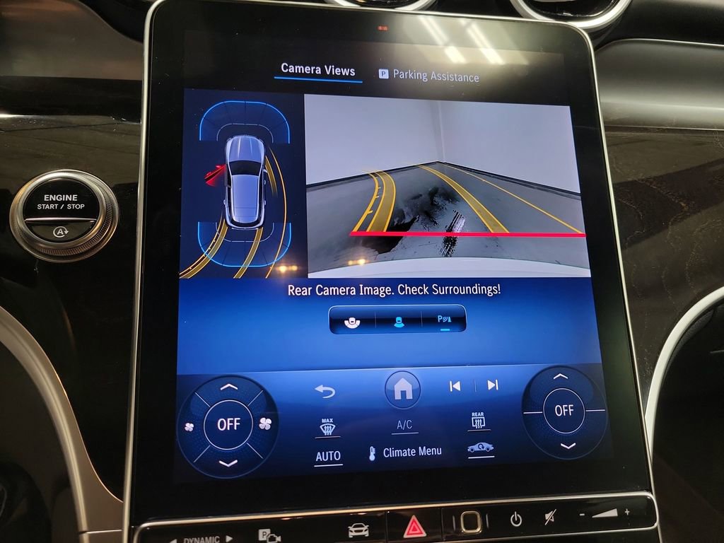 Used 2024 Mercedes-Benz GLC 300 4MATIC image 16