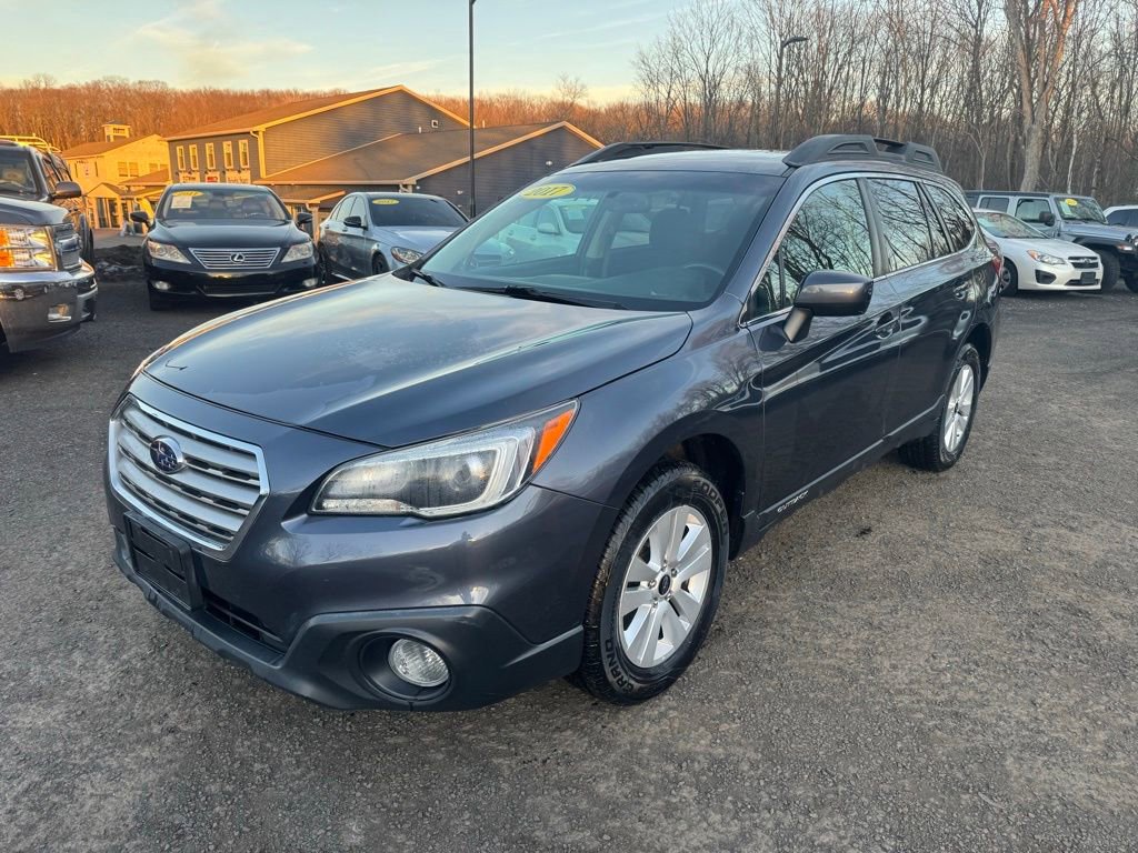 Used 2017 Subaru Outback 2.5i Premium image 1