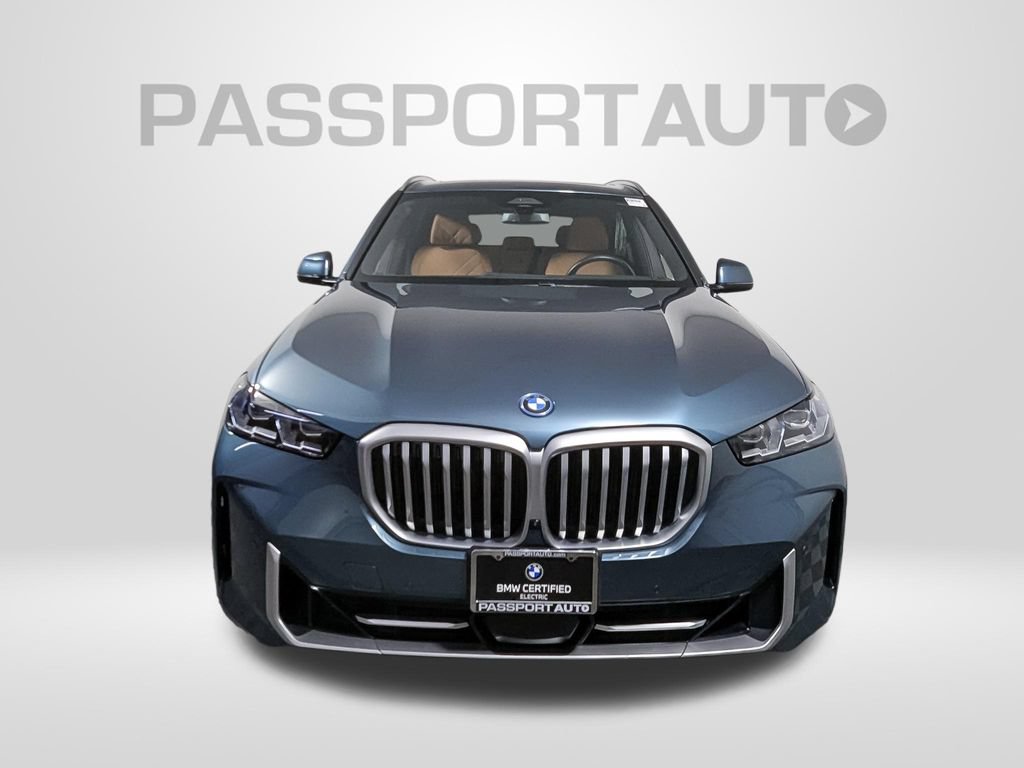 Certified 2024 BMW X5 xDrive50e w/ Premium Package AWD/4WD image 11
