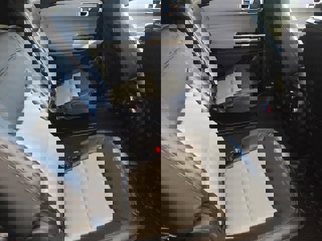 Used 2024 Ford Explorer XLT w/ Equipment Group 202A AWD/4WD image 10