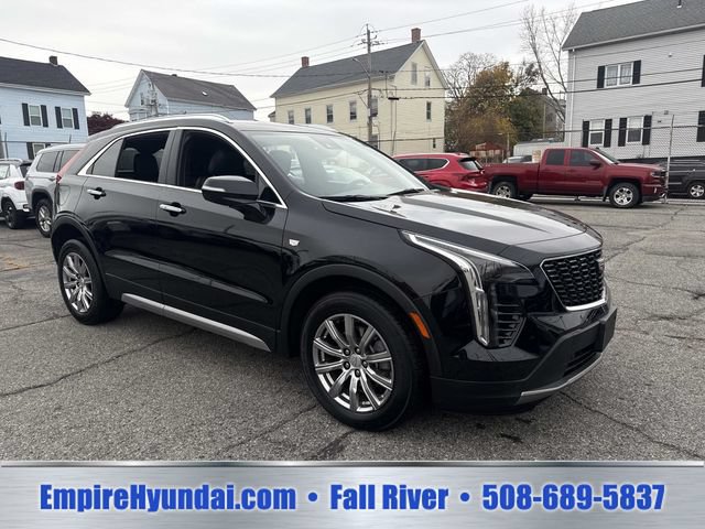 Used 2023 Cadillac XT4 Premium Luxury AWD/4WD image 2