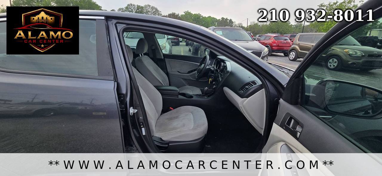 Used 2011 Kia Optima LX FWD image 14