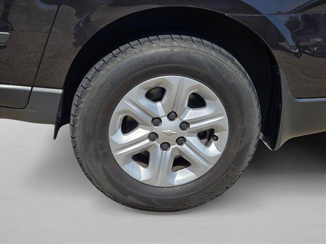 Used 2017 Chevrolet Traverse LS FWD image 10