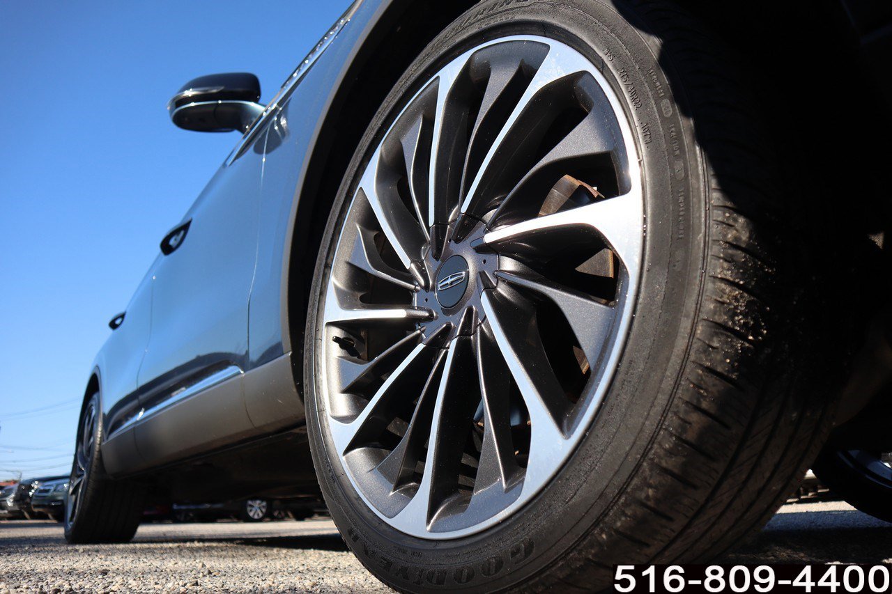 Used 2020 Lincoln Aviator Reserve w/ Equipment Group 202A image 14