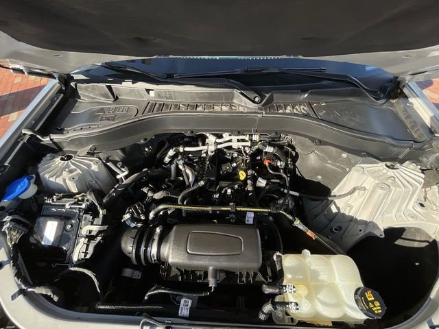 Used 2021 Ford Explorer XLT w/ Equipment Group 202A image 24