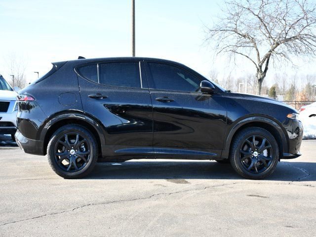Used 2024 Dodge Hornet R/T Plus w/ R/T Blacktop Package image 8