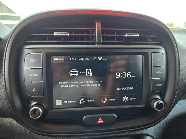 Used 2024 Kia Soul LX FWD image 16