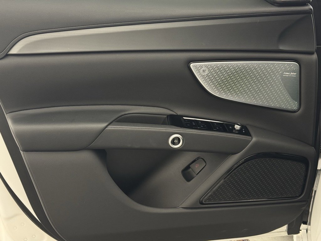 Used 2024 Maserati Grecale GT image 9