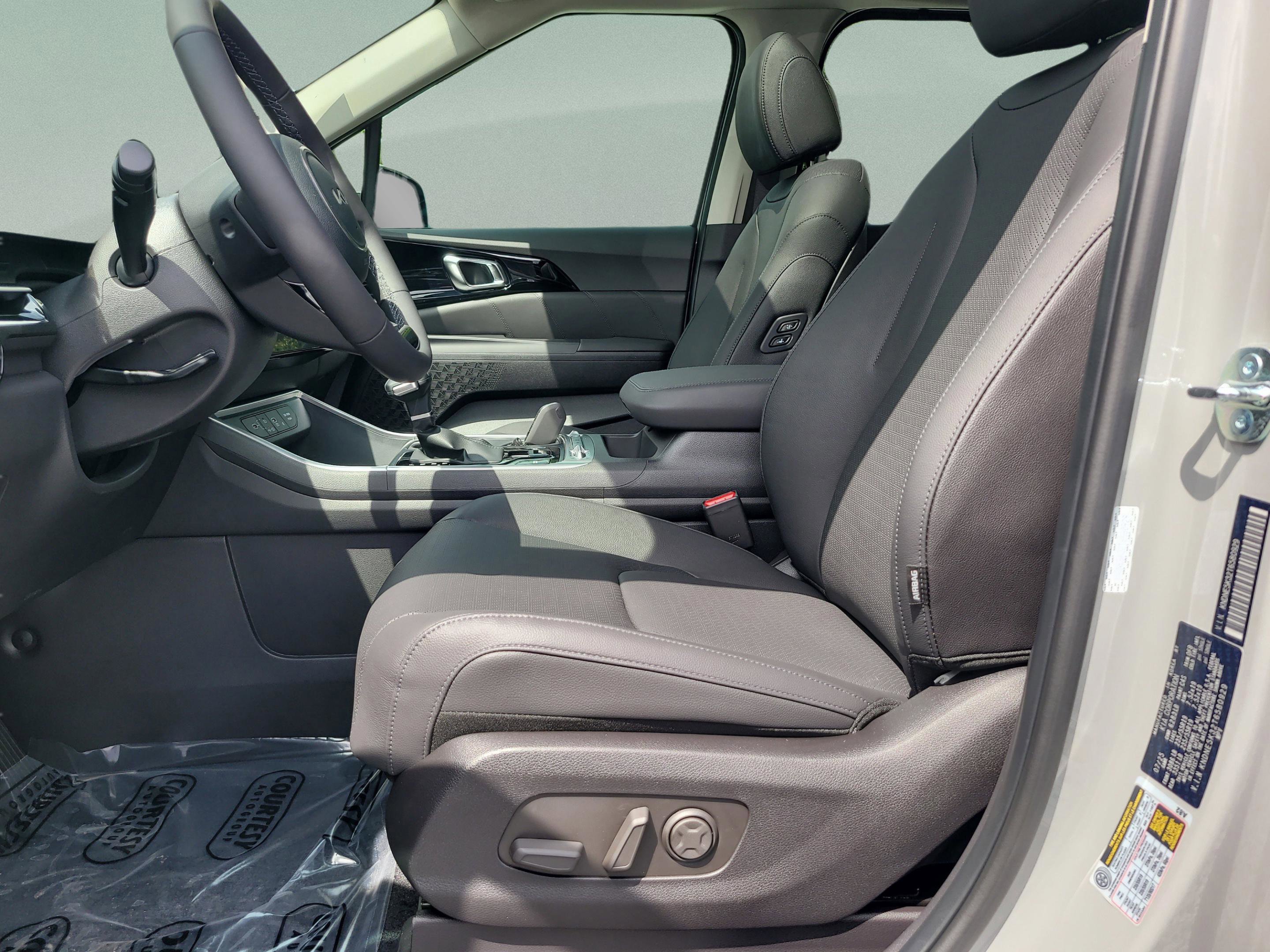 New 2026 Kia Carnival SX Prestige image 19