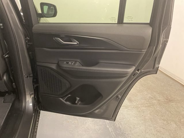 Used 2026 Jeep Grand Cherokee Laredo X AWD/4WD image 27
