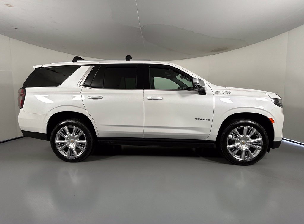 Used 2021 Chevrolet Tahoe High Country w/ Premium Package AWD/4WD image 8