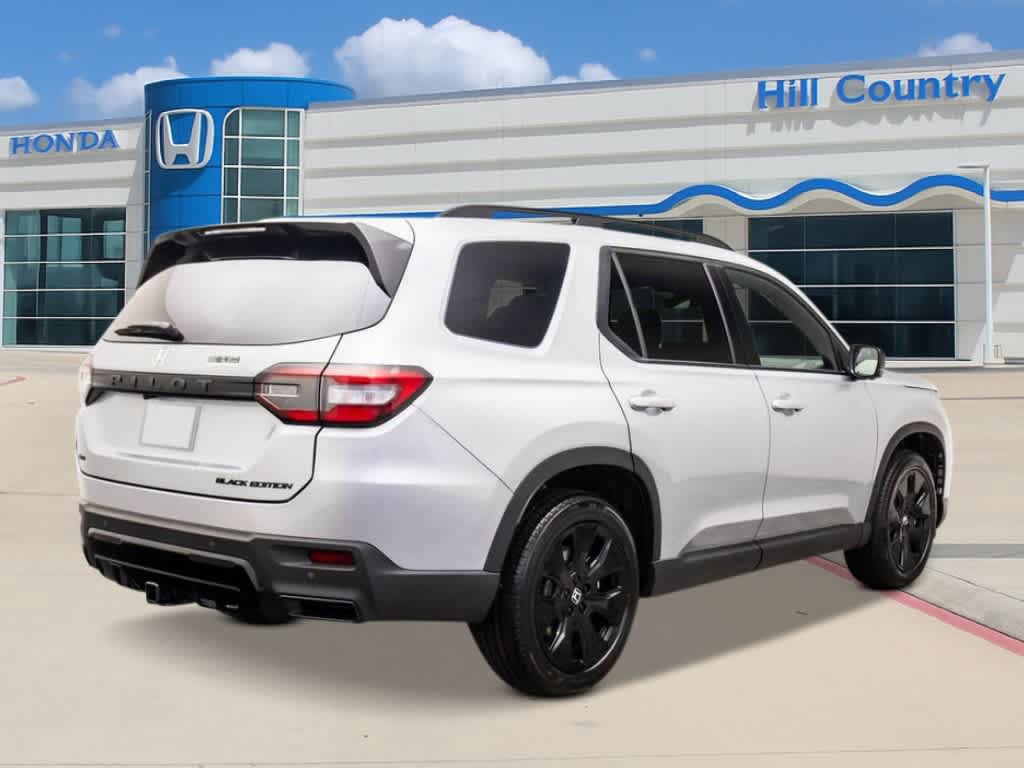 New 2026 Honda Pilot Black Edition image 5