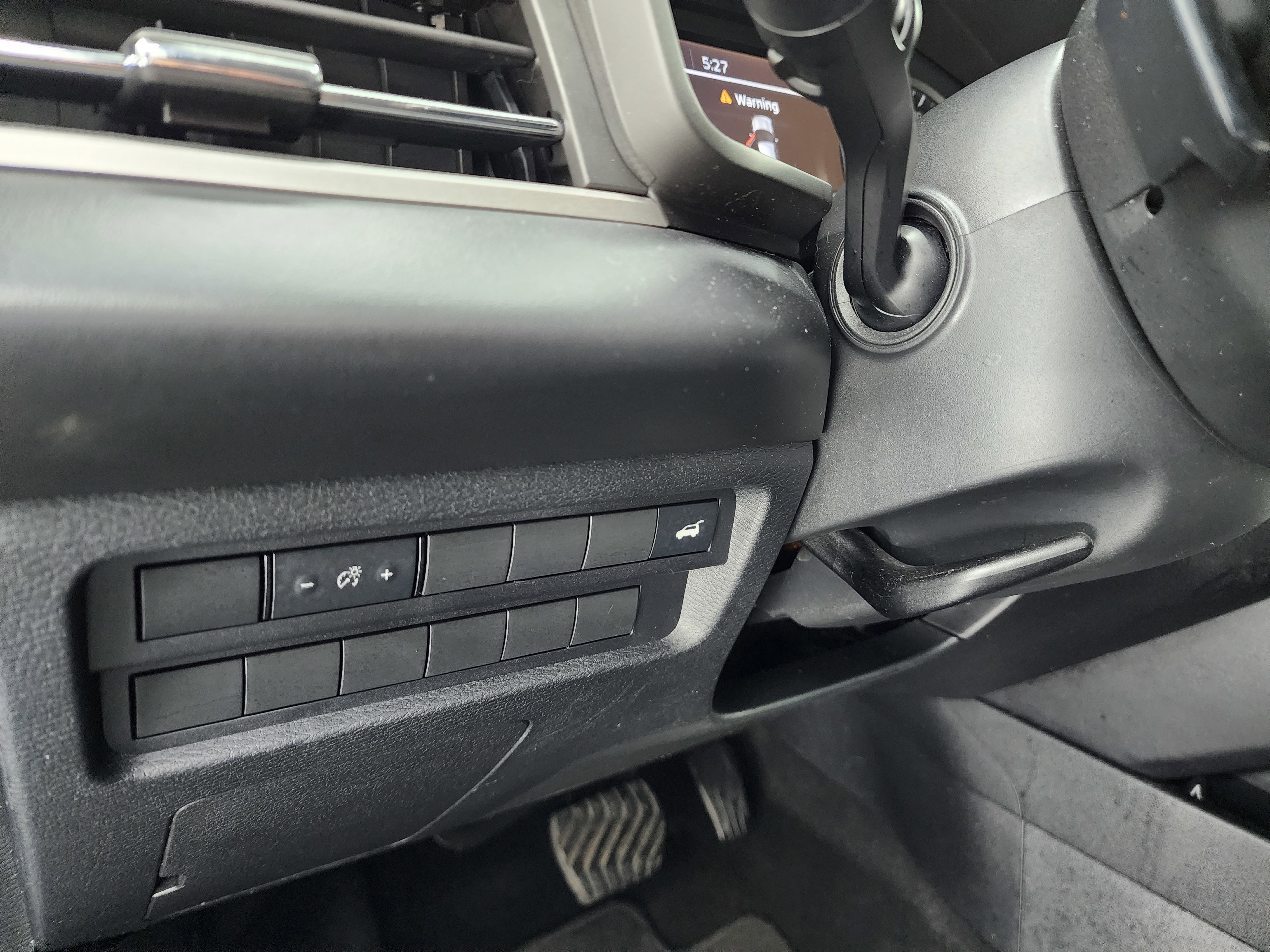Used 2022 Mitsubishi Outlander SE AWD/4WD image 42