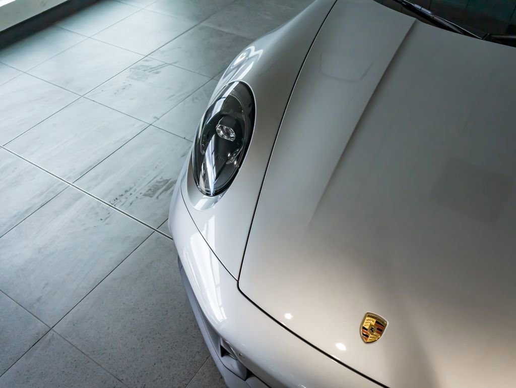 Certified 2025 Porsche 911 Carrera 4 GTS AWD/4WD image 28