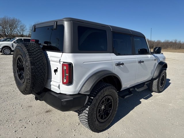 Used 2023 Ford Bronco Wildtrak image 7