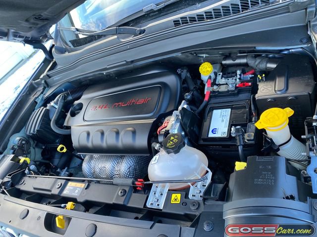 Used 2020 Jeep Renegade Latitude w/ Cold Weather Group image 24