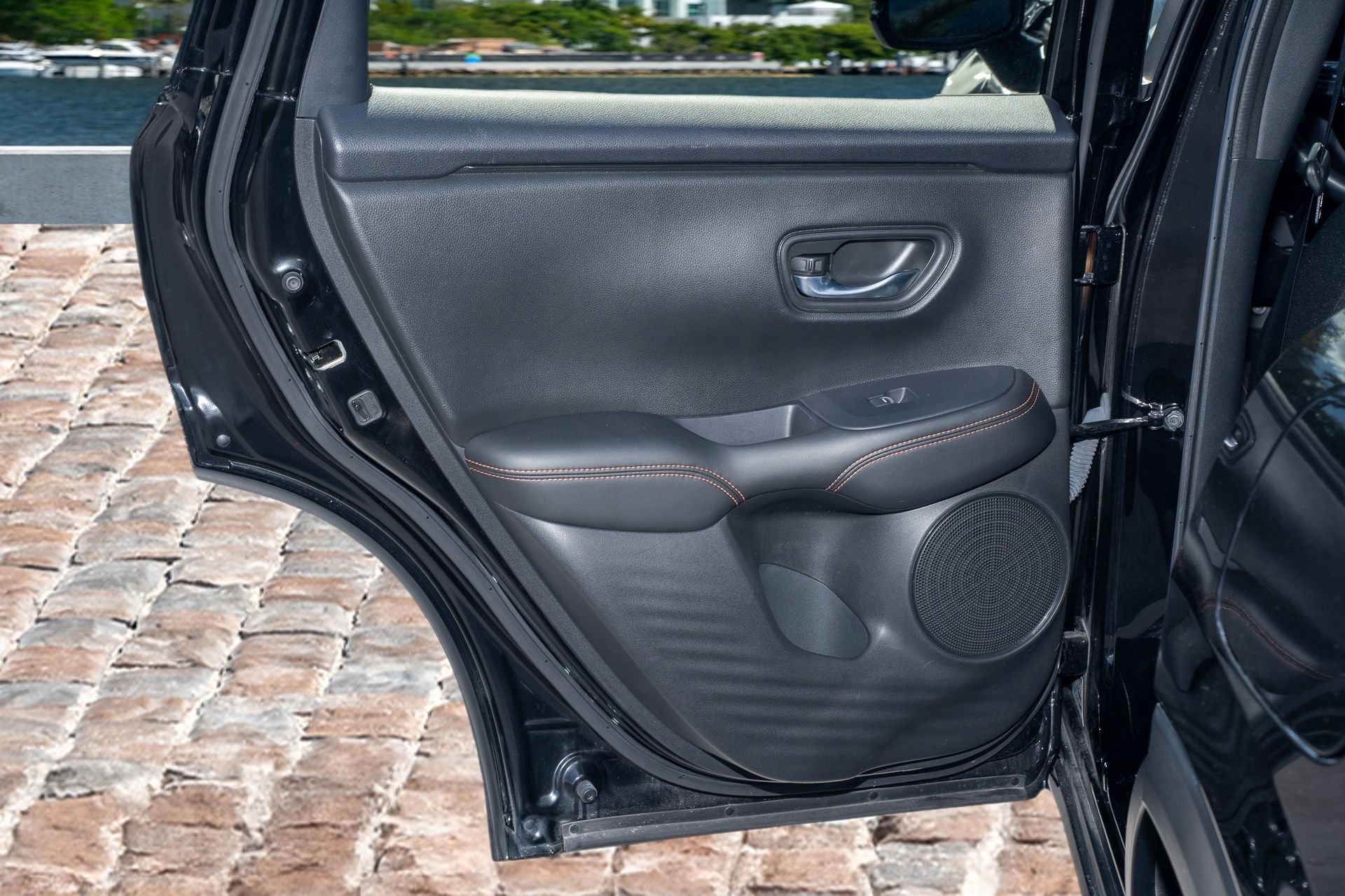 Used 2023 Honda HR-V Sport image 11