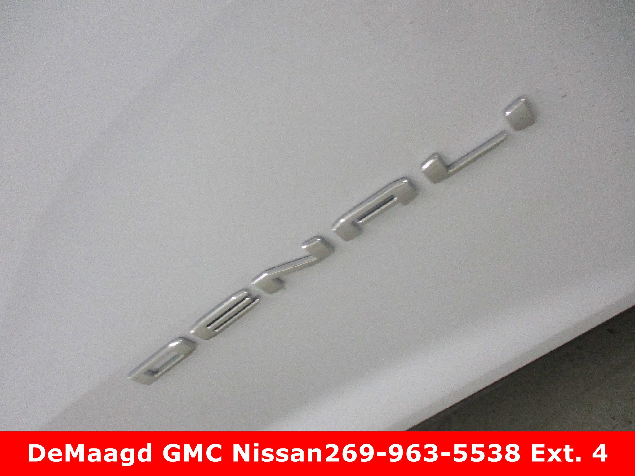 New 2026 GMC Acadia Denali w/ Super Cruise Package image 6