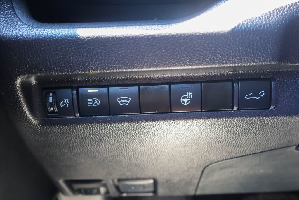 Used 2025 Toyota RAV4 XLE Premium w/ Weather Package FWD image 18