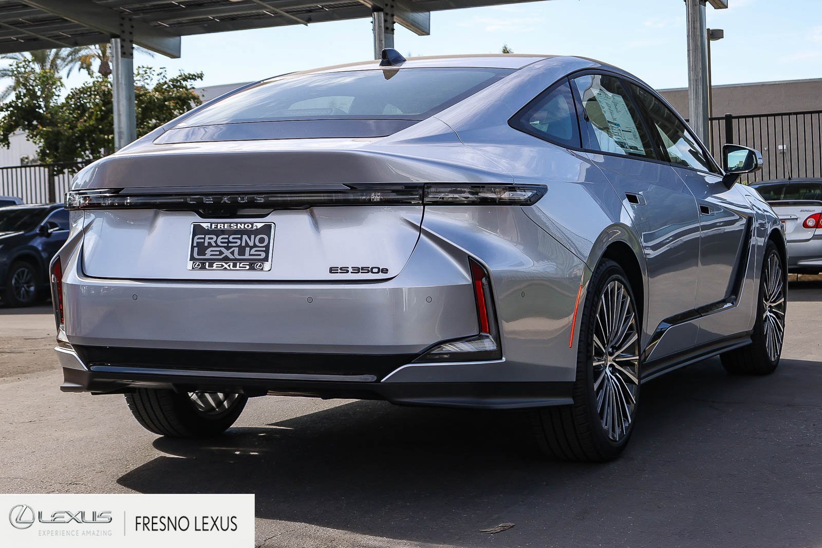 New 2026 Lexus ES 350e w/ Accessory Package (K3) FWD image 6