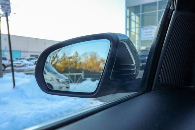 Used 2018 Mercedes-Benz GLC 300 4MATIC image 57