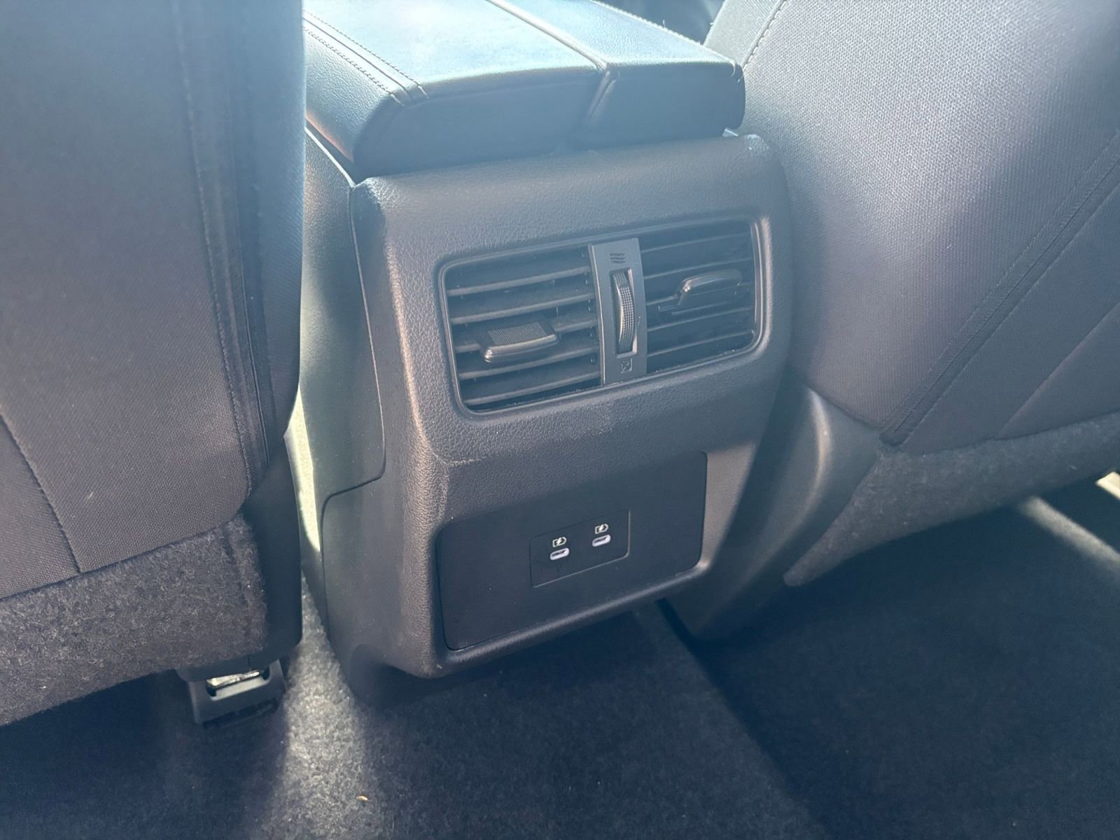 Used 2025 Nissan Rogue SV FWD image 23