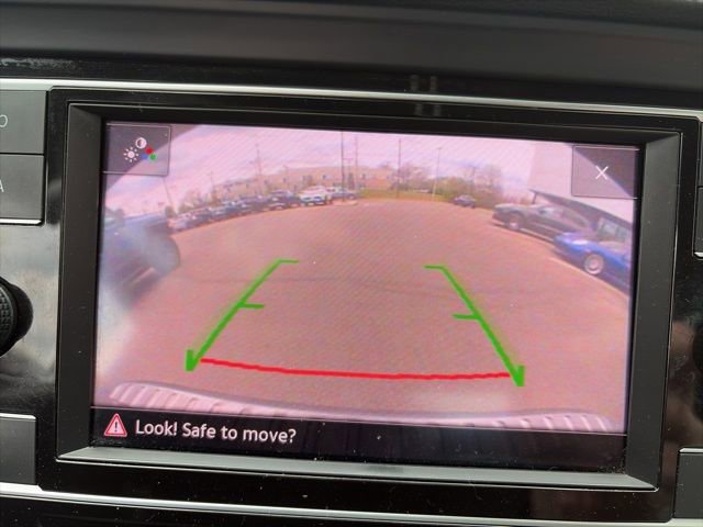 Used 2019 Volkswagen Jetta R-Line image 9