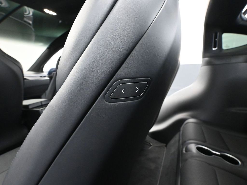 Used 2018 Tesla Model X 100D image 36