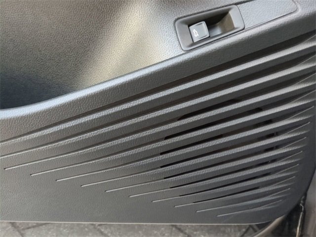 Certified 2021 Volkswagen ID.4 Pro S w/ Gradient Package image 19