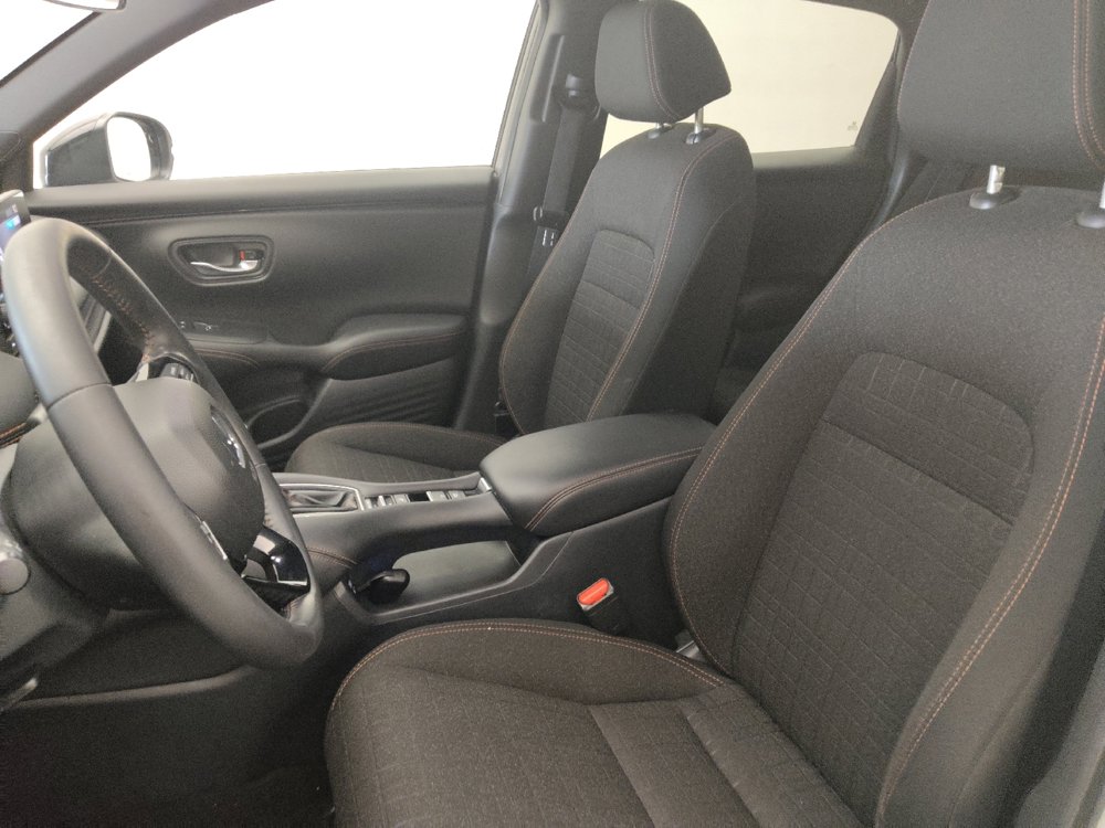 Used 2024 Honda HR-V Sport image 17